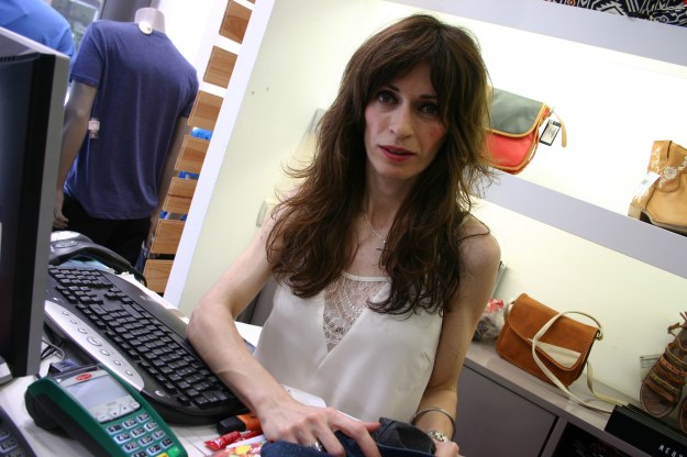 18015 chica-en-renterc3ada-2014