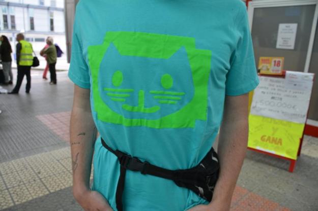 iñigo con camiseta de gatito  2016-2