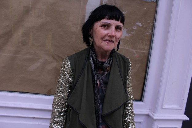 Señora Paseo Colón 2016- baja